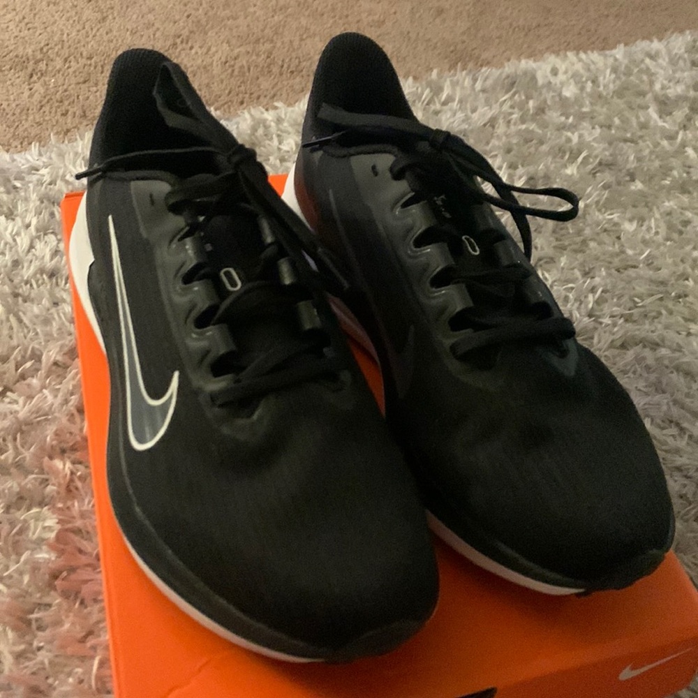 Nike AIR Winflo Size 9 Men